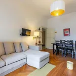 4 Bedrooms, 10 Guests, 250Sqm, Terrace, 5Mn Duomo